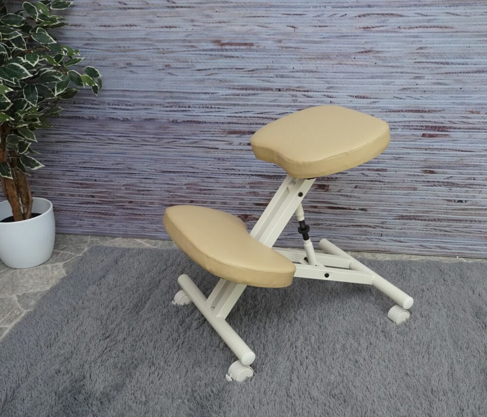Kniestuhl Sitzhocker Bürostuhl höhenverstellbar mit Rollen creme